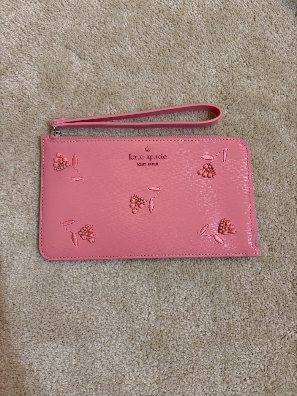 Kate Spade Pink Beaded Floral Embroidered Lucy Floral Wristlet MSRP $159